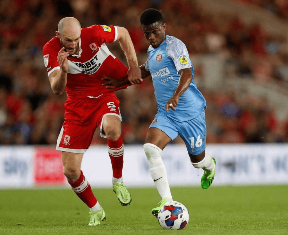 关于卡利亚里客场不敌雷恩斯，遭遇连败的信息