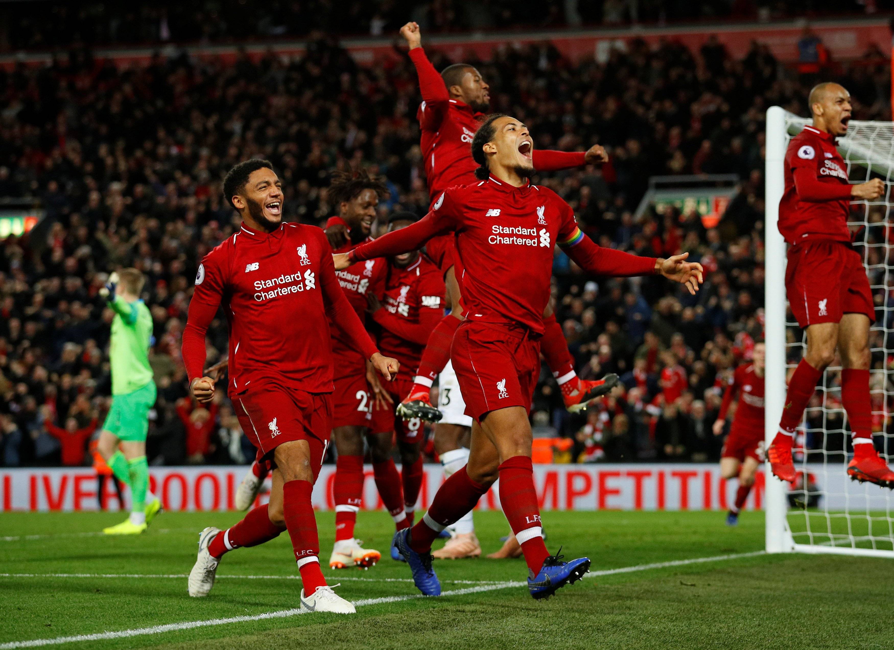 外国球队实力强劲,备受期待 外国球队实力强劲,备受期待