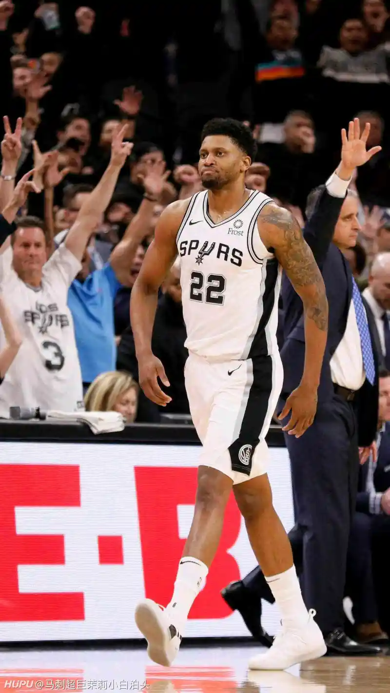 热火B队绝地反击马刺，贝弗利高光表现的简单介绍