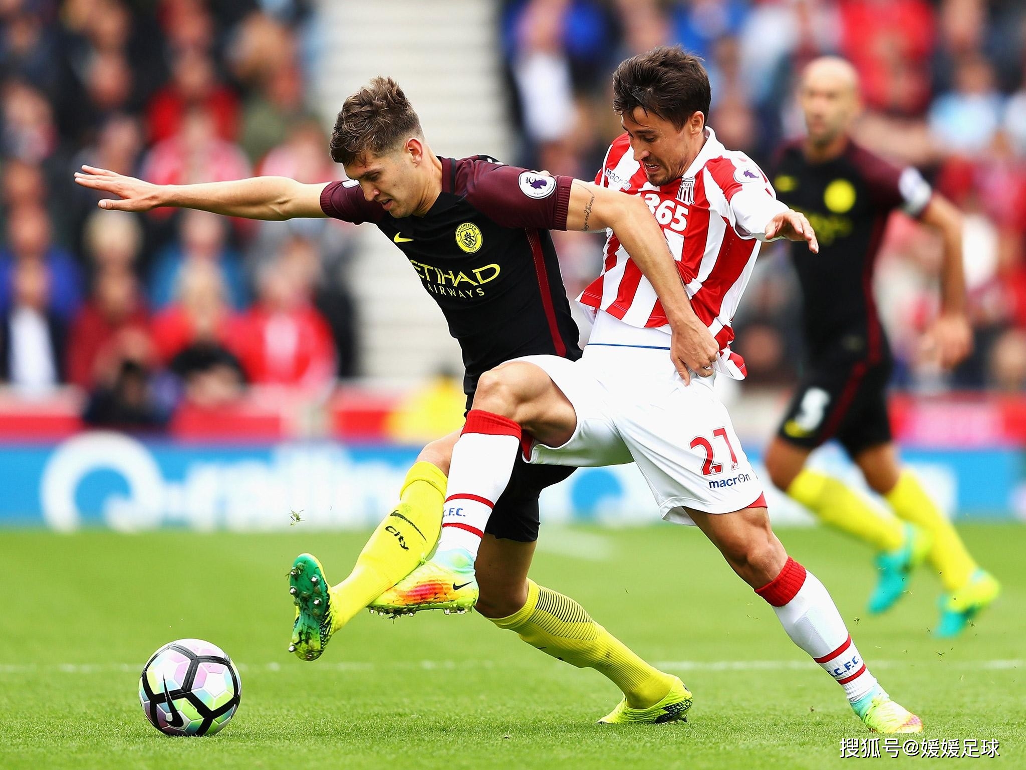 斯旺西在英格兰职业足球联赛中突破阻碍的简单介绍