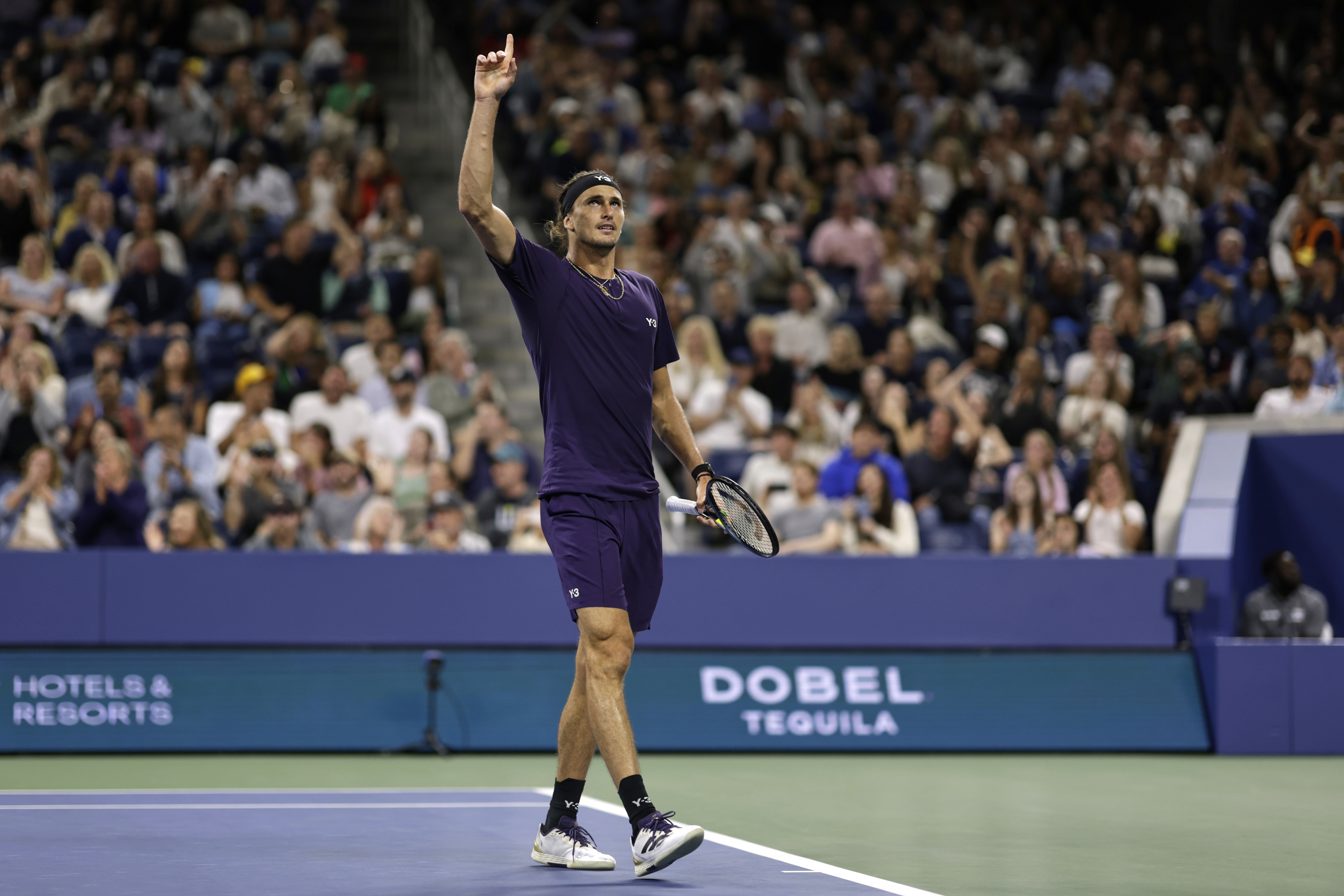 包含法网横扫美网，兹维列夫扛起全队的词条