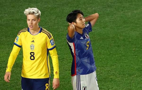 包含瑞典击败俄罗斯,成功挺进淘汰赛的词条 包含瑞典击败俄罗斯,成功挺进淘汰赛的词条