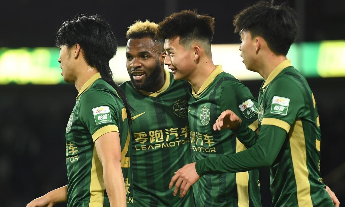 浙江队主场大胜吉林队取得胜利 浙江队主场大胜吉林队取得胜利