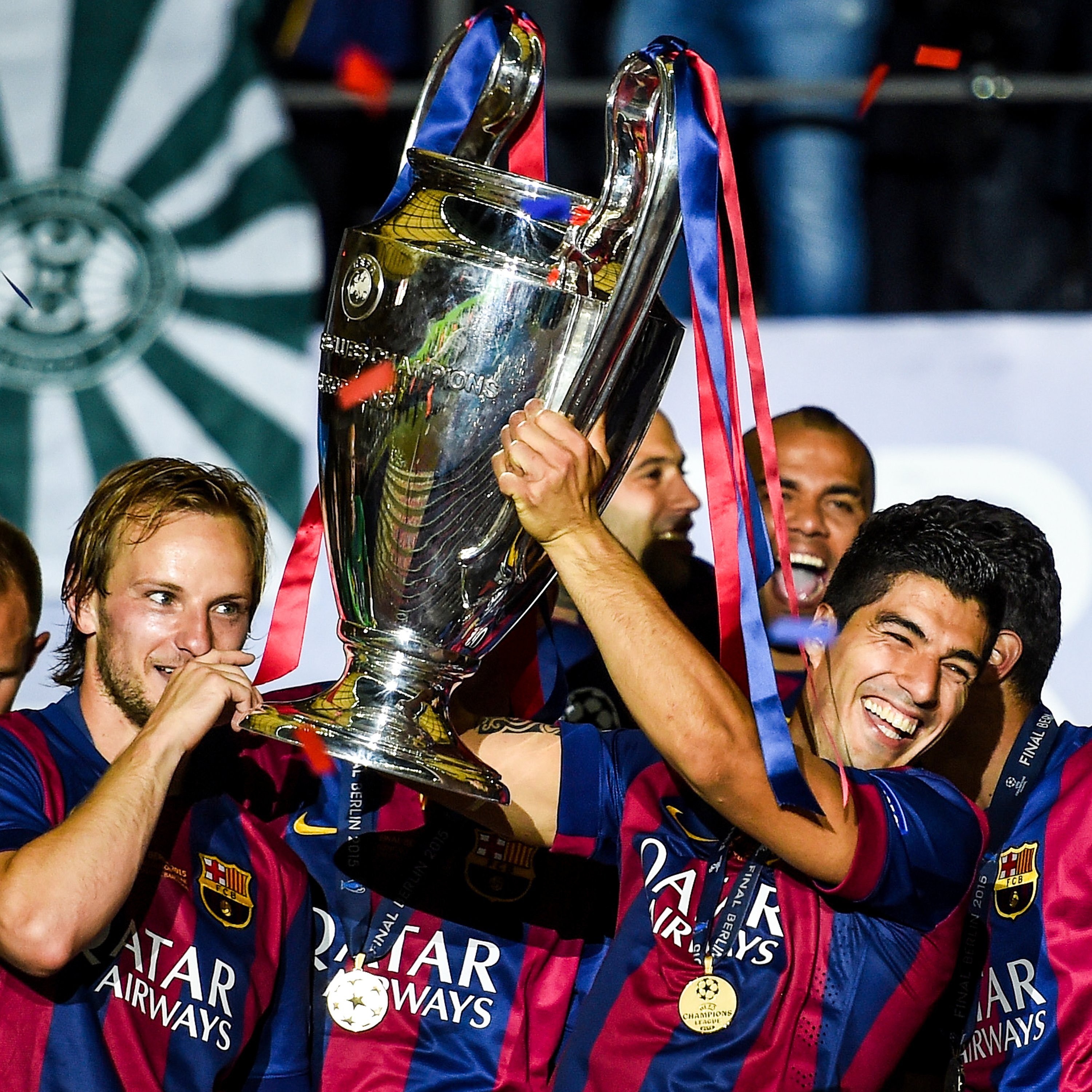 包含克罗地亚绝杀皇马，苏亚雷斯爆发神勇的词条