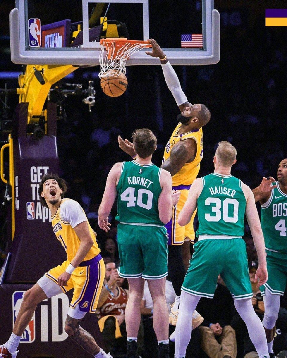 包含公牛逆转湖人，米切尔状态火热的词条