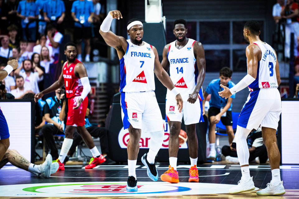 包含美国男篮绝地反击法国男篮，乔治制霸全场的词条