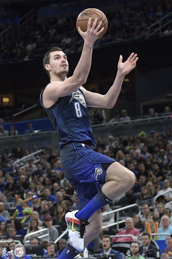 开云体育平台APP-包含GEN横扫LGD，Clozer送出助攻的词条