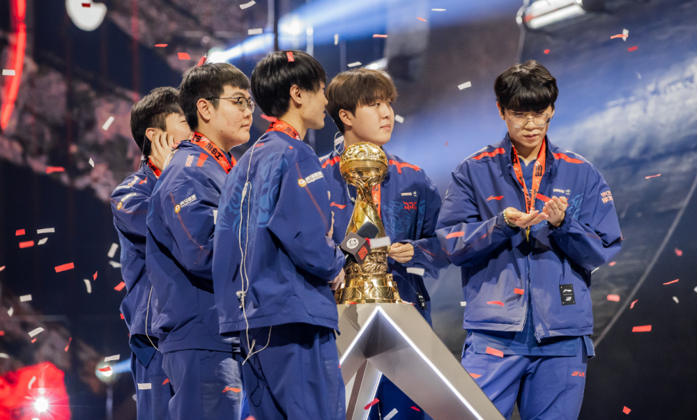 包含GEN横扫LGD，Clozer送出助攻的词条