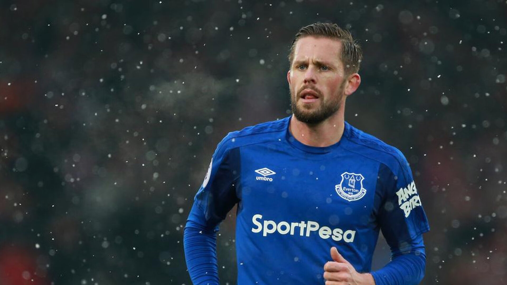 非洲雄鹰展翅破冰！卡塞米罗关键制胜，尼日利亚硬仗险胜芬兰