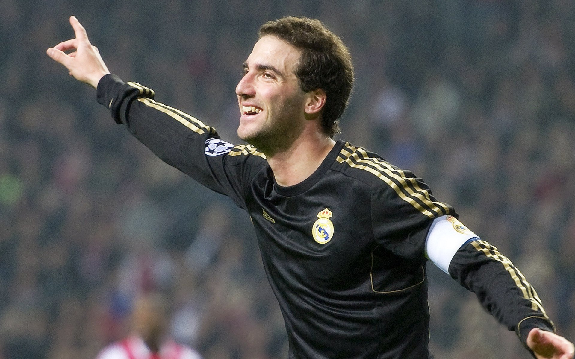 魔术鏖战老鹰，贝恩成为关键先生，一锤定音定乾坤